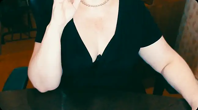 Snapshot of AlisaHot55 chatting on February 2025 02:04:02 PM AlisaHot55 online show from February 2025 02:04:02 PM