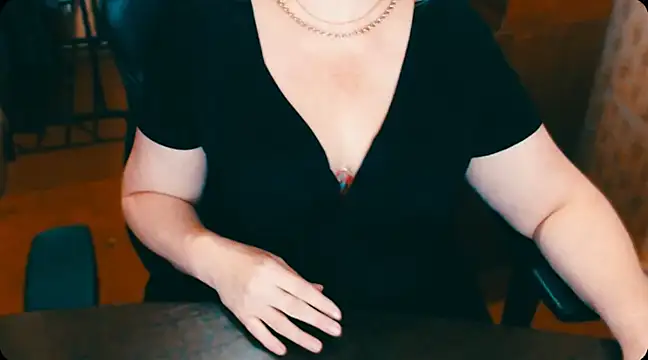 Snapshot of AlisaHot55 chatting on February 2025 01:11:01 PM AlisaHot55 online show from February 2025 01:11:01 PM