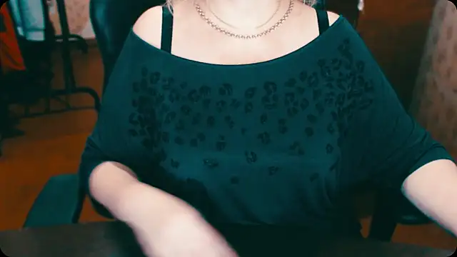 Snapshot of AlisaHot55 chatting on March 2025 01:03:02 PM AlisaHot55 online show from March 2025 01:03:02 PM