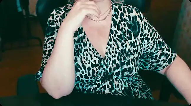 Snapshot of AlisaHot55 chatting on March 2025 04:24:01 PM AlisaHot55 online show from March 2025 04:24:01 PM