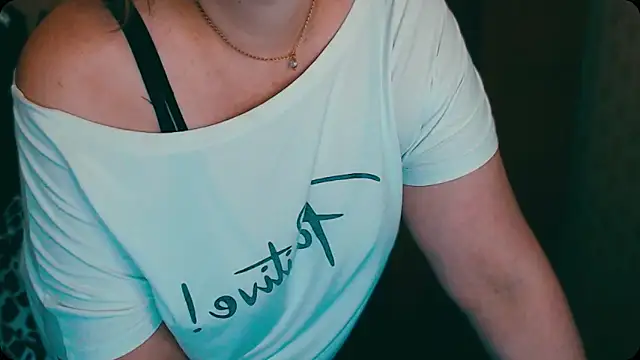 Snapshot of AlisaHot55 chatting on October 2025 09:50:02 AM AlisaHot55 online show from October 2025 09:50:02 AM