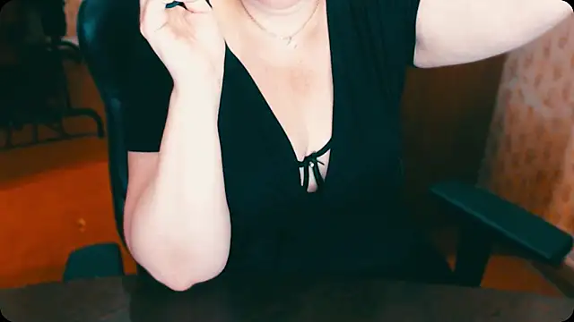 Snapshot of AlisaHot55 chatting on October 2025 10:48:01 AM AlisaHot55 online show from October 2025 10:48:01 AM