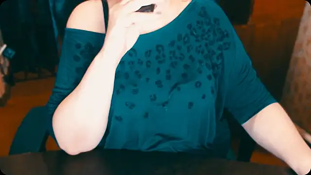 Snapshot of AlisaHot55 chatting on November 2025 11:10:01 AM AlisaHot55 online show from November 2025 11:10:01 AM