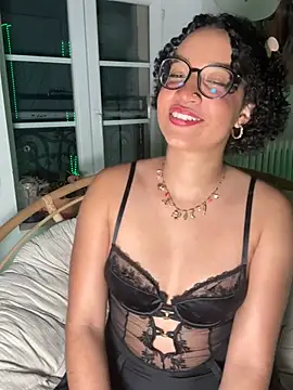 Lauyako online show from May 2026 08:16:01 PM