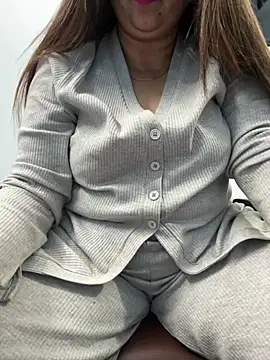 Snapshot of Preet_Kaur_69 chatting on January 2025 06:00:01 PM Preet Kaur 69 online show from January 2025 06:00:01 PM