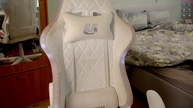 ho1yho1e online show from April 2026 09:26:02 PM