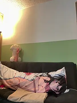 lilly sweett online show from February 2026 09:30:02 PM