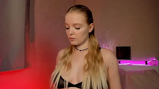 Snapshot of Ssweet_annie chatting on November 2025 04:19:01 PM Ssweet annie online show from November 2025 04:19:01 PM