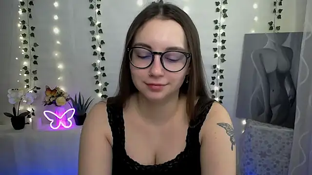 Snapshot of SweetPrincess_ chatting on March 2025 06:35:01 AM SweetPrincess online show from March 2025 06:35:01 AM