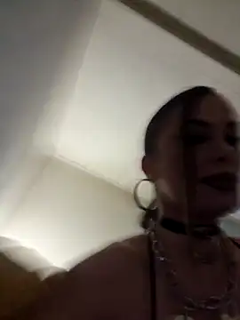 Snapshot of TamaraSavage chatting on January 2025 09:51:02 AM TamaraSavage online show from January 2025 09:51:02 AM