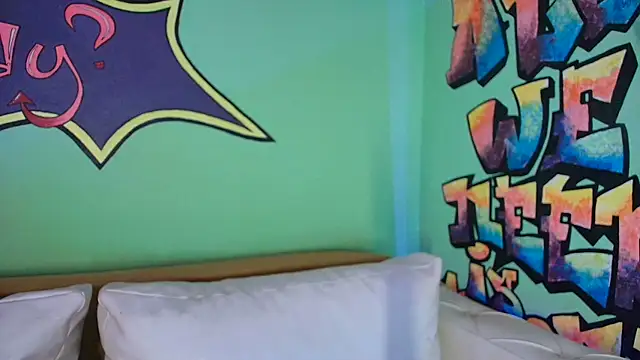 Snapshot of TamaraSavage chatting on October 2025 08:31:02 AM TamaraSavage online show from October 2025 08:31:02 AM