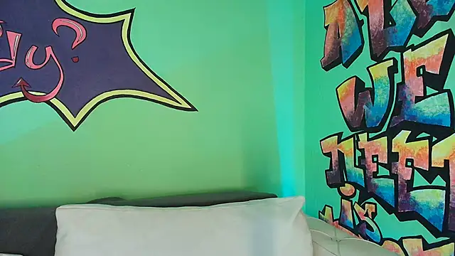 Snapshot of TamaraSavage chatting on November 2025 10:04:01 AM TamaraSavage online show from November 2025 10:04:01 AM