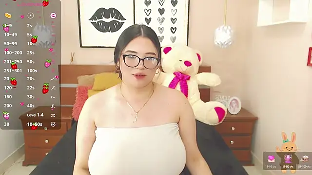 Snapshot of miss_linda_ chatting on January 2025 07:34:02 PM miss linda online show from January 2025 07:34:02 PM