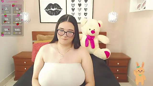 Snapshot of miss_linda_ chatting on February 2025 07:30:01 PM miss linda online show from February 2025 07:30:01 PM