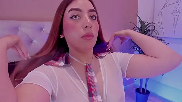 MaddyyLennon online show from February 2025 02:01:01 PM