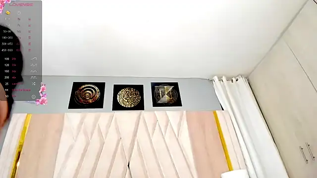 Snapshot of hottstuffx69 chatting on March 2025 05:52:02 AM hottstuffx69 online show from March 2025 05:52:02 AM