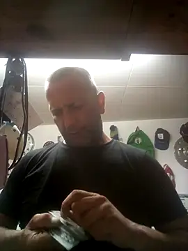 XLstrong online show from July 2026 02:59:01 AM