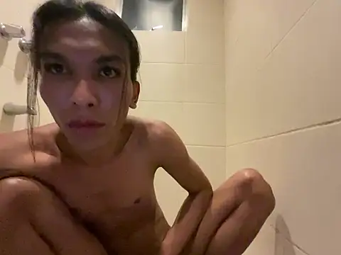 Snapshot of DirtyJudi chatting on January 2025 04:33:01 PM DirtyJudi online show from January 2025 04:33:01 PM