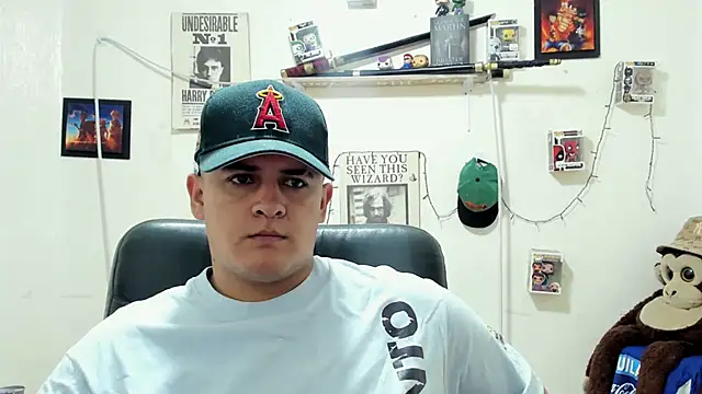 ney 22 online show from November 2025 11:43:02 AM