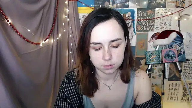 Snapshot of VeryVeryVeryShy_ chatting on December 2024 06:52:01 AM VeryVeryVeryShy online show from December 2024 06:52:01 AM