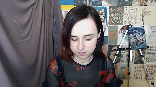 Snapshot of VeryVeryVeryShy_ chatting on January 2025 03:50:01 PM VeryVeryVeryShy online show from January 2025 03:50:01 PM