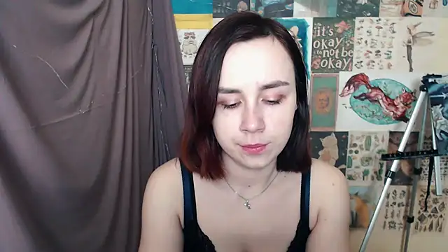 Snapshot of VeryVeryVeryShy_ chatting on January 2025 06:52:01 AM VeryVeryVeryShy online show from January 2025 06:52:01 AM