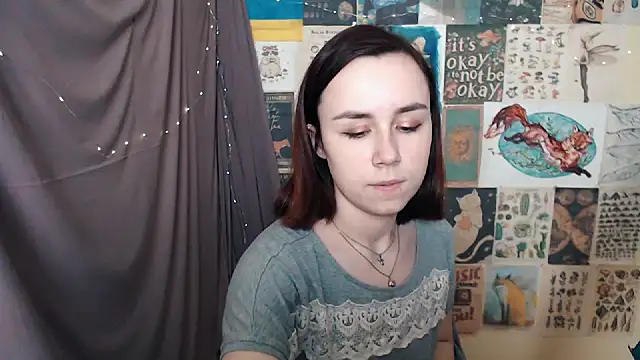 Snapshot of VeryVeryVeryShy_ chatting on February 2025 09:30:01 AM VeryVeryVeryShy online show from February 2025 09:30:01 AM