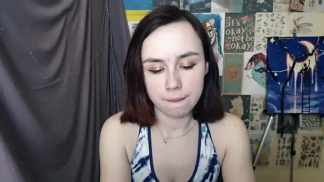 Snapshot of VeryVeryVeryShy_ chatting on February 2025 09:45:02 AM VeryVeryVeryShy online show from February 2025 09:45:02 AM