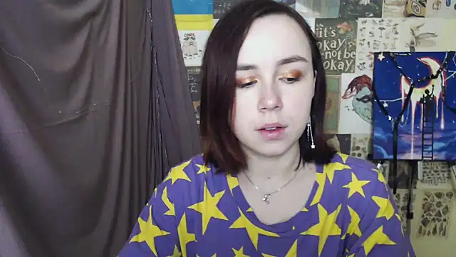 Snapshot of VeryVeryVeryShy_ chatting on February 2025 06:32:02 AM VeryVeryVeryShy online show from February 2025 06:32:02 AM
