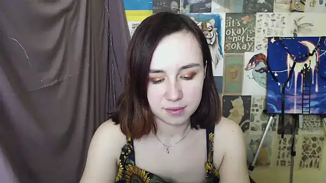 Snapshot of VeryVeryVeryShy_ chatting on March 2025 12:56:02 PM VeryVeryVeryShy online show from March 2025 12:56:02 PM