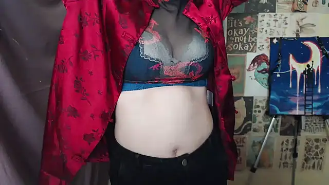 Snapshot of VeryVeryVeryShy_ chatting on March 2025 06:18:01 PM VeryVeryVeryShy online show from March 2025 06:18:01 PM