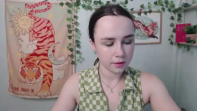 VeryVeryVeryShy  online show from July 2026 05:47:01 AM