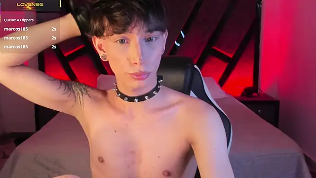 Snapshot of AndyWiilliams chatting on February 2026 09:55:01 PM AndyWiilliams online show from February 2026 09:55:01 PM