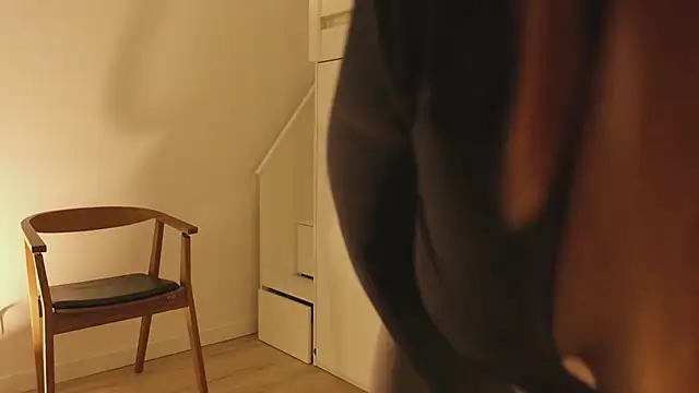 hee jeen online show from December 2024 01:54:02 PM