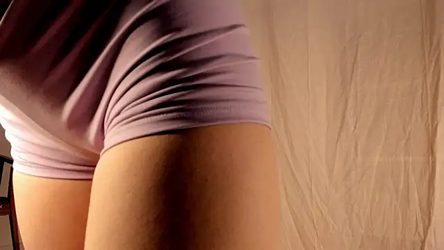 hee jeen online show from February 2025 01:47:01 AM