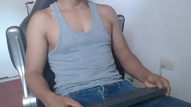 Snapshot of sexatlexx chatting on January 2025 02:25:02 PM sexatlexx online show from January 2025 02:25:02 PM