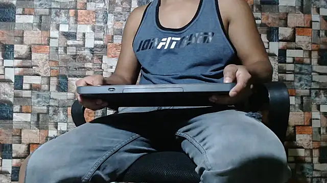 Snapshot of sexatlexx chatting on September 2025 03:18:02 AM sexatlexx online show from September 2025 03:18:02 AM