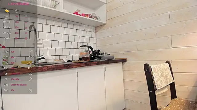 Snapshot of Jena_Lukas chatting on January 2025 01:30:01 PM Jena Lukas online show from January 2025 01:30:01 PM