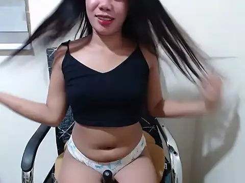 Snapshot of Skinny_regie99xxx chatting on May 2026 10:42:01 AM Skinny regie99xxx online show from May 2026 10:42:01 AM