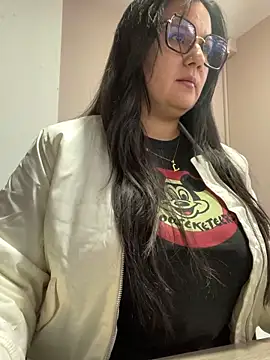 SWEETLILY18 online show from January 2025 11:48:01 AM