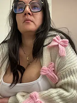 SWEETLILY18 online show from January 2025 02:31:02 PM