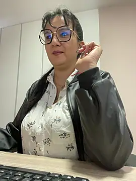 SWEETLILY18 online show from February 2025 11:17:02 AM