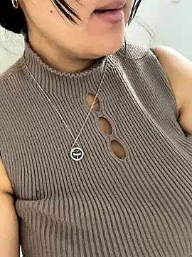 SWEETLILY18 online show from September 2025 10:31:02 PM