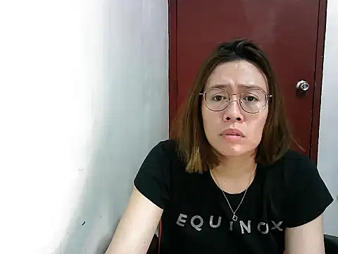 crizzybel online show from February 2025 10:47:02 PM