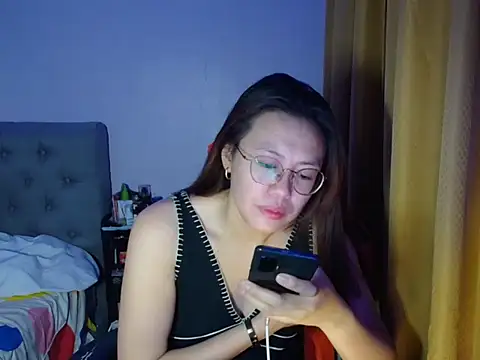 crizzybel online show from May 2026 04:21:02 AM
