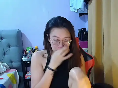 crizzybel online show from June 2026 08:58:01 PM