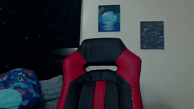 ToxicLilly online show from December 2024 11:29:02 AM