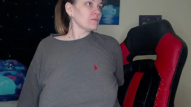 ToxicLilly online show from December 2024 08:40:02 AM