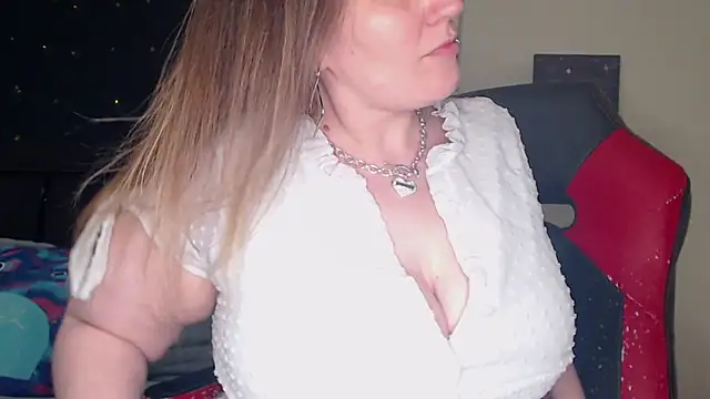 ToxicLilly online show from March 2025 10:44:01 AM