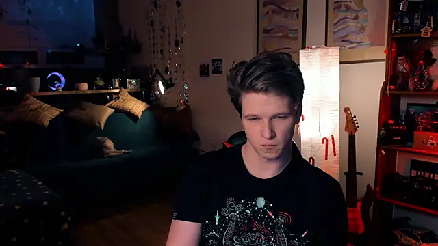 Snapshot of Breston_Sweet chatting on December 2024 06:55:02 PM Breston Sweet online show from December 2024 06:55:02 PM